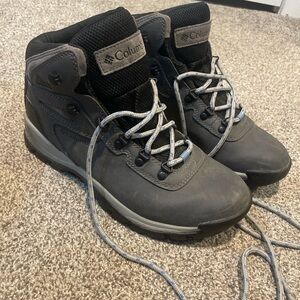 Women’s Columbia Hiking Boots Grey Size 9 Waterproof Trail Outdoor Trekking Shoe